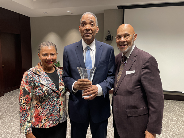Fellows Chair Hon. Victoria A. Roberts, Founders Award honoree Reginald Turner, and Hon. Dennis Archer (pictured left to right). Fellows Chair Hon. Victoria A. Roberts, Founders Award honoree Reginald Turner, and Hon. Dennis Archer (pictured left to right).