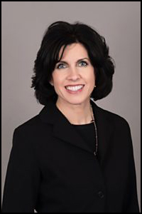 Headshot of Ashley Lowe